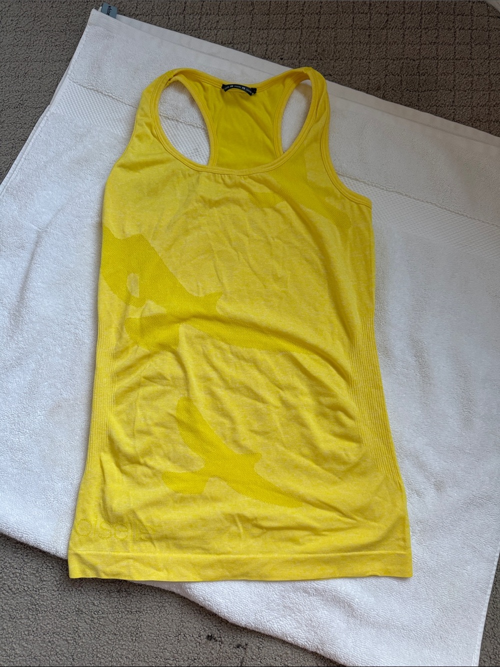Oiselle women’s Yellow Flyte Tank Top